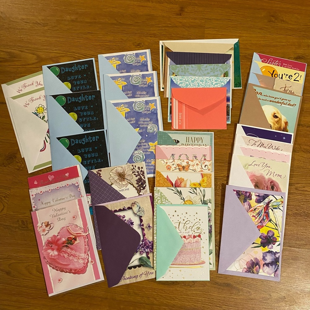 Assorted Card Lot/Bundle of 33 cards NWT